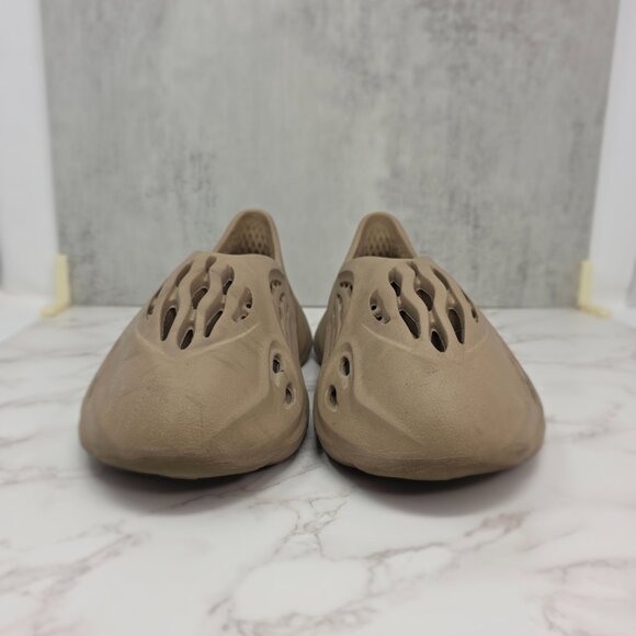 Yeezy Foam Runner Size 10 - Picture 6 of 8